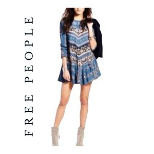 1414. FREE PEOPLE SMOOTH TALKER MINI DRESS SIZE MEDIUM BLUE/BLACK/CREAM IN COLOR